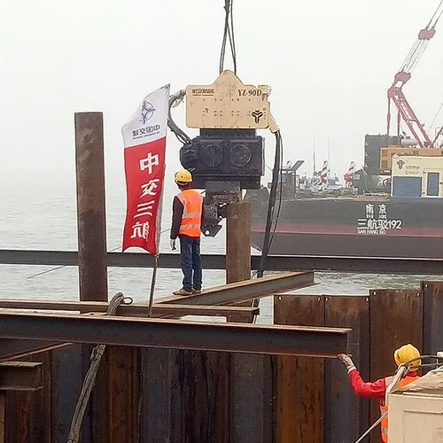 Battage en mer dans la construction d'autoroute