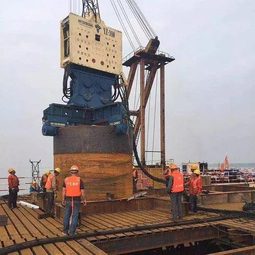 Construction du pont Sutong sur le Yangtsé