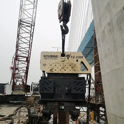 Extraction de pieux ferroviaires dans le district de Nansha, ville de Guangzhou