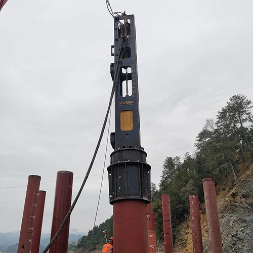 Construction du pont Shizishan dans le comté d'Anhua, Hunan